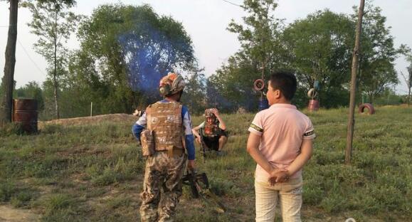 江华瑶野外真人cs