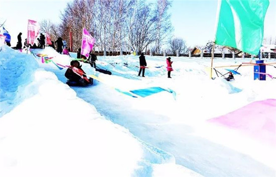 饶河雪滑梯