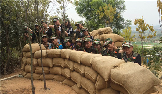 弥渡学生拓展训练