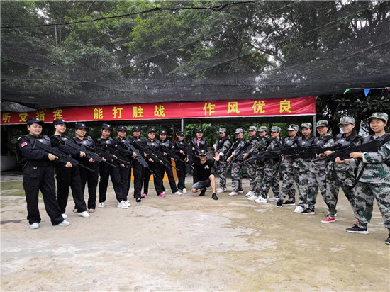 江华瑶游玩，江华瑶玩