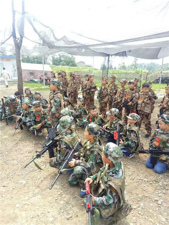 武威拓展培训_金昌户外拓展基地_民勤军事拓展训练__.