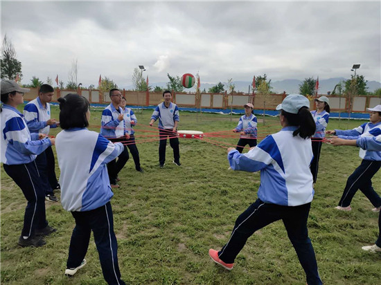 安远户外拓展亲子活动,安远集训拓展公司,安远素质拓展公司