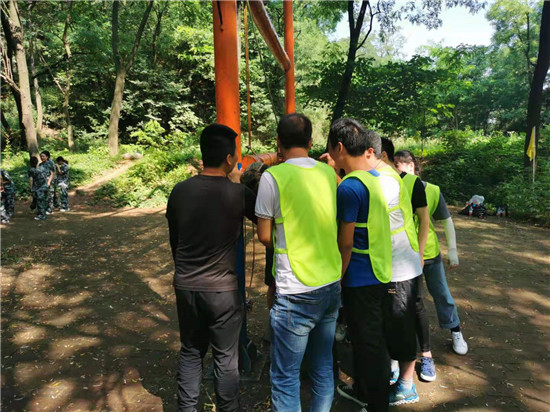 江华瑶军事拓展,江华瑶团队拓展场地,江华瑶周边拓展活动