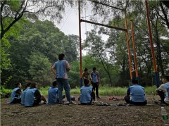 来凤团队拓展训练