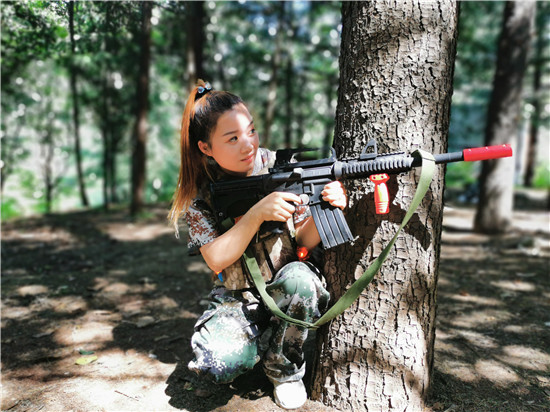 来凤野外真人cs