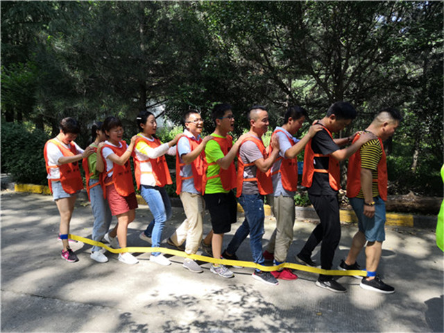 来凤公司拓展培训哪家好,来凤企业素质拓展,来凤拓展训练有限公司