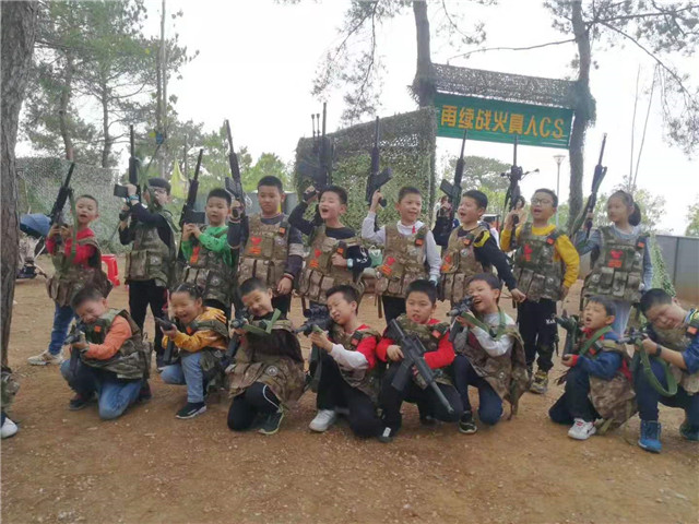 江华瑶企业管理拓展公司,江华瑶市外拓展训练,江华瑶拓展训练基地有哪些