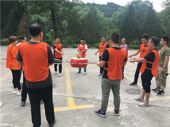 江华瑶真人cs拓展,江华瑶安全拓展培训,江华瑶的拓展公司