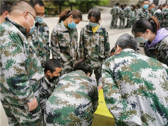 江华瑶素质拓展公司,江华瑶团建拓展培训公司,江华瑶拓展公司有哪些