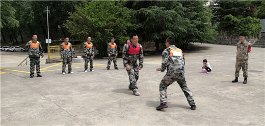 来凤真人cs拓展,来凤素质拓展基地,来凤公司趣味运动会拓展