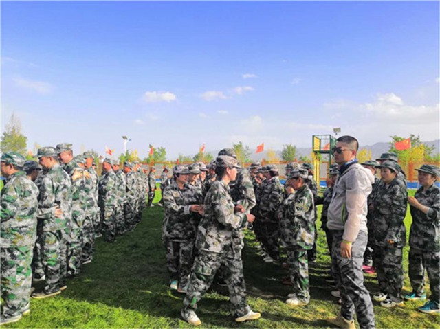 江华瑶大学生拓展公司,江华瑶户外拓展培训公司,江华瑶团建拓公司