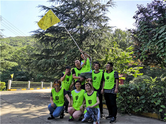 江华瑶家乐福拓展部,江华瑶亲少年军事拓展,江华瑶素质拓展团队