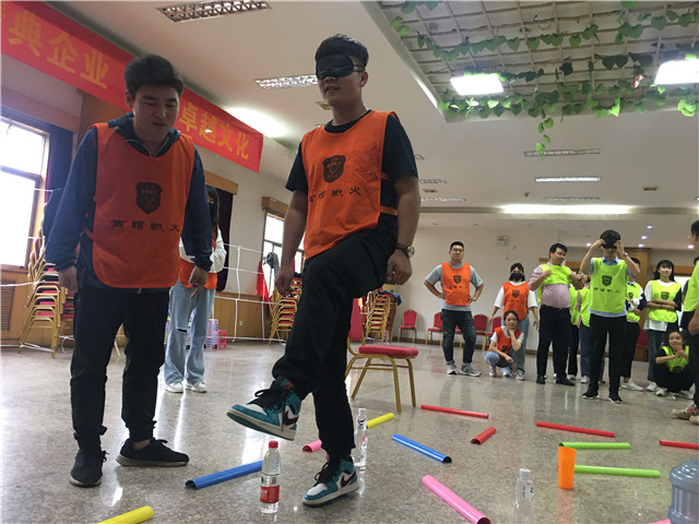 陆良20人左右拓展,陆良企业拓展训练,陆良亲子拓展游