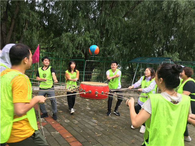 江华瑶搞拓展或者团建的公司,江华瑶军训拓展,江华瑶企业员工拓展培训