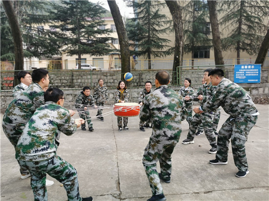高平哪个拓展公司比较好,高平户外拓展团建基地,高平学生拓展训练