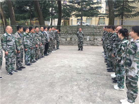 永顺户外拓展露营公司,永顺亲子拓展,永顺青少年军事拓展营地