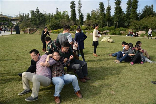 南京团建拓展游戏,南京近郊适合团建的地方,南京哪些地方适合团建