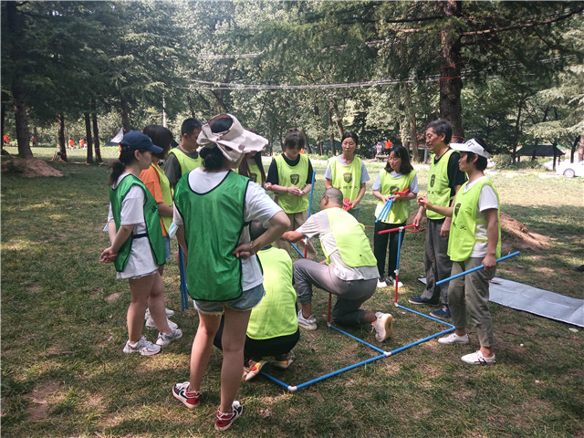 洛阳周边素质拓展基地,洛阳企业员工团建拓展,洛阳周边集体出游拓展