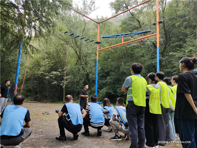 河池适合团建的地方