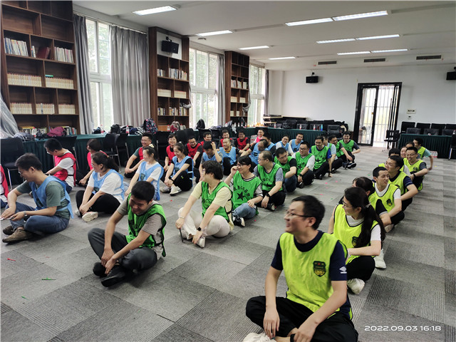 来凤军事拓展团建,来凤素质拓展公司,来凤新员工拓展团建公司