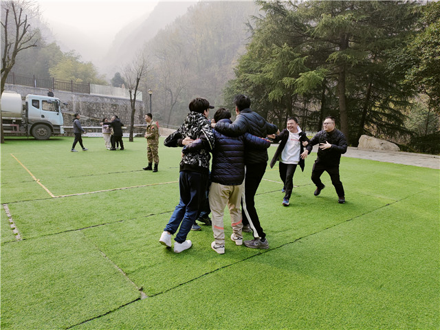 晴隆附近拓展团建公司,晴隆青少年户外拓展,晴隆一天的户外团队拓展