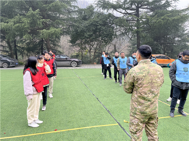 成都户外拓展同学会,成都年会拓展团建,成都素质拓展团建公司