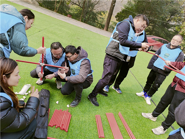 来凤真人cs拓展团建,来凤拓展趣味运动会,来凤野外生存拓展