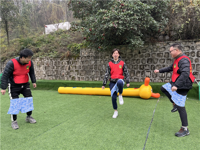 会同户外拓展活动公司,会同室内拓展场地,会同员工素质拓展公司