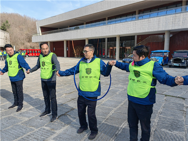 北京军事拓展训练营,北京亲子拓展团建公司,北京周边户外拓展训练